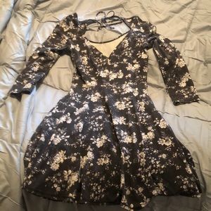 American Eagle Outfitters Dresses - AEO dress - gray w/ white flowers American Eagle Outfitters Dresses - AEO dress - gray w/ white flowers